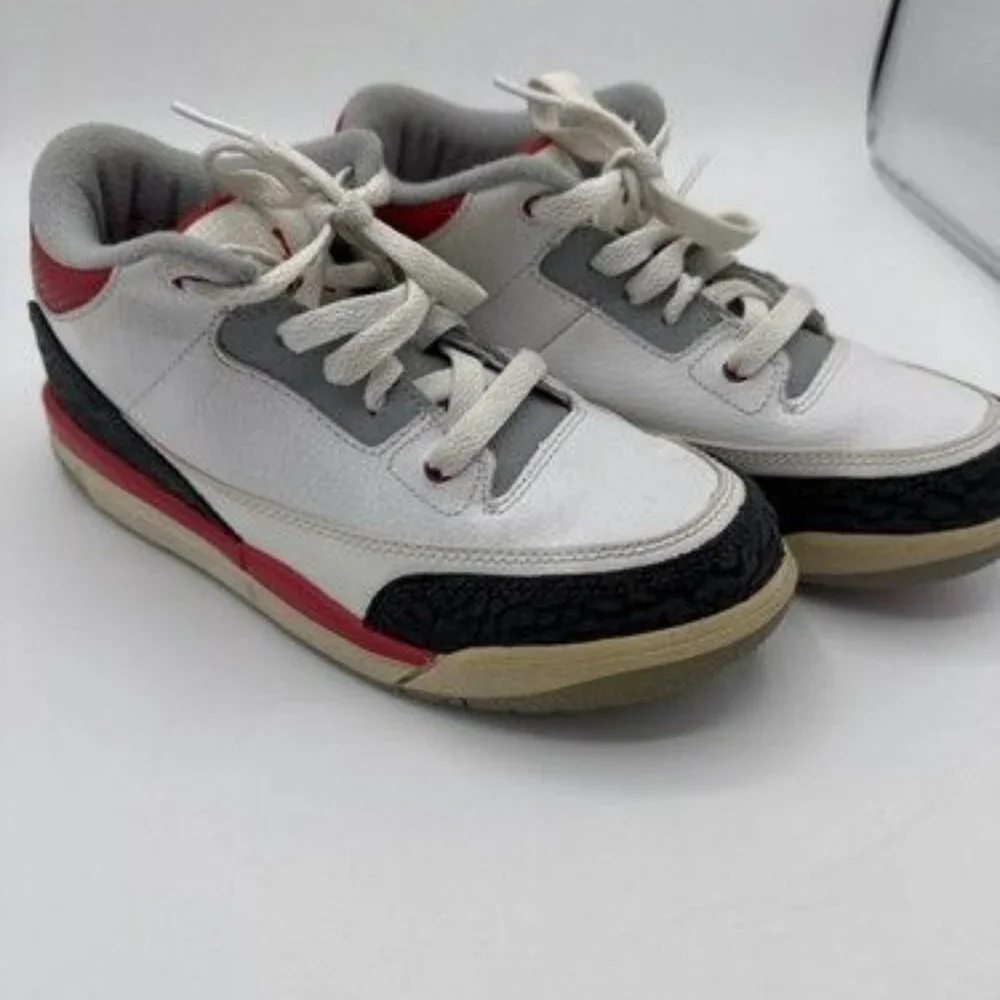 LOOK! Nike Air Jordan 3 Retro PS 2013 429487-120 Kids Youth 2.5Y Fire Red Cement